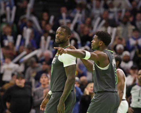 DB电竞官网-森林狼“内讧”下一地鸡毛，交易唐斯后患无穷？